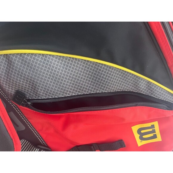 New without Tags Wilson Gear Racquet Sport/Tennis Bag - Shoulder Strap Style - Picture 3 of 4